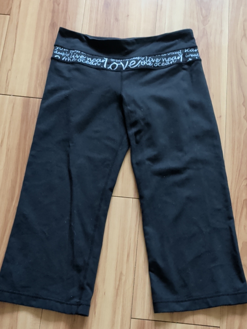 lululemon athletica Black Capri Leggings with Script Waistband - Black/White